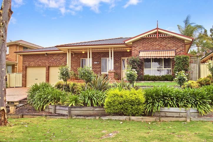 9 Smith Place, Mount Annan NSW 2567