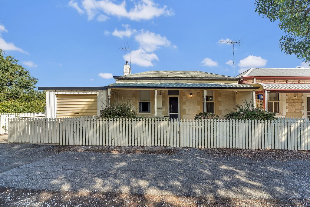 9 Torrens Road, Riverton SA 5412, Image 0