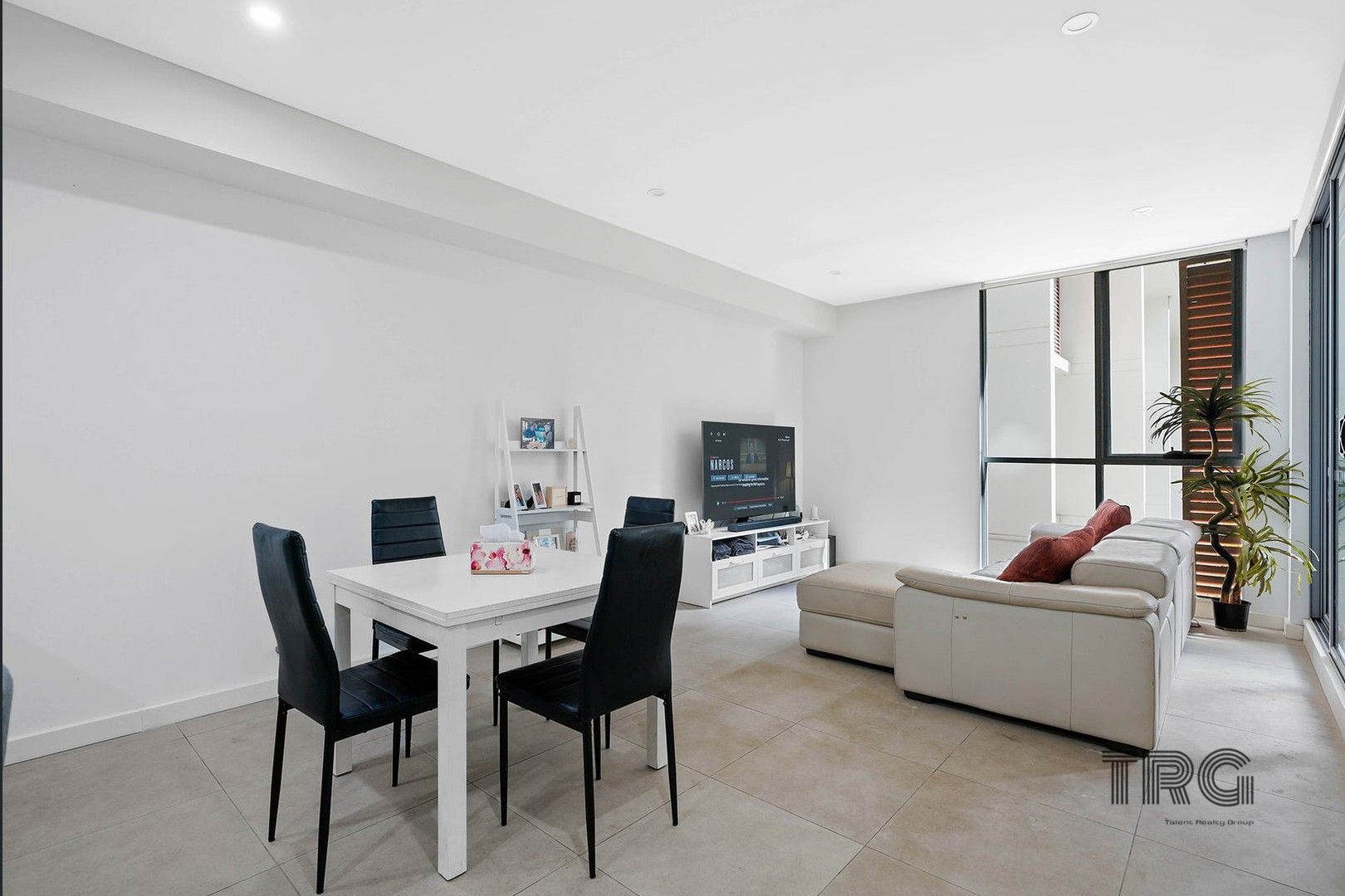 1 bedrooms Apartment / Unit / Flat in 205/260 Coward St MASCOT NSW, 2020