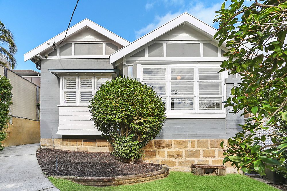 37 Roberts Street, Rose Bay NSW 2029, Image 2