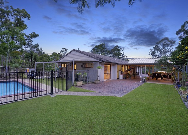 40 Woodlands Way, Parkwood QLD 4214