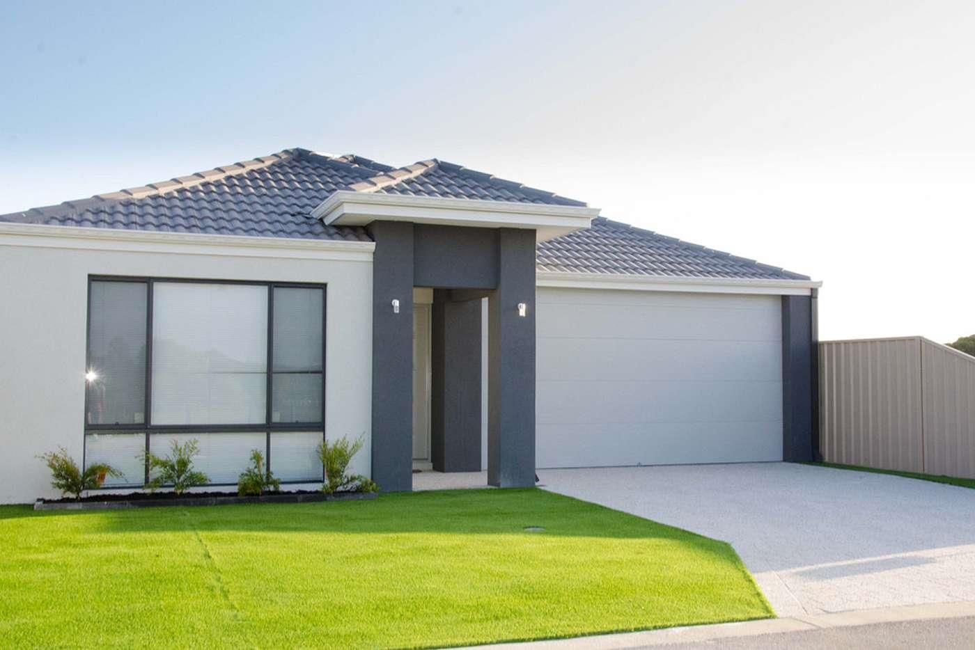 15 Fogarty Loop, Piara Waters WA 6112