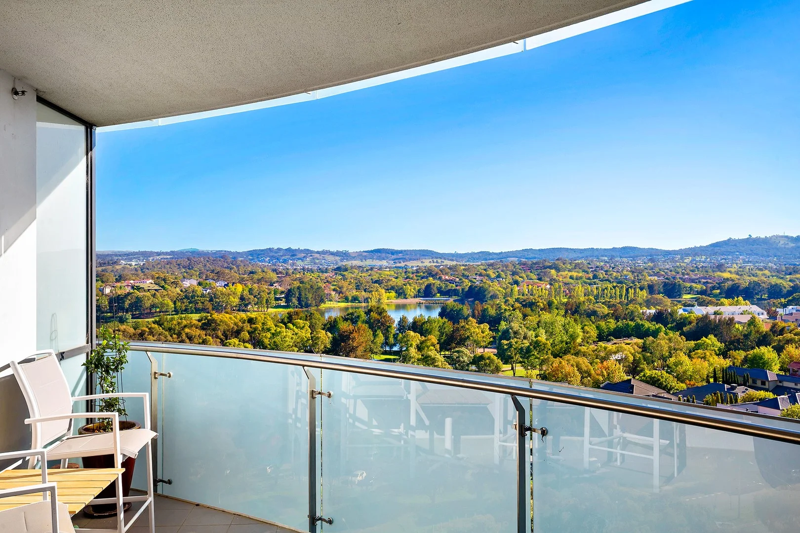 296/1 Anthony Rolfe Avenue, Gungahlin ACT 2912