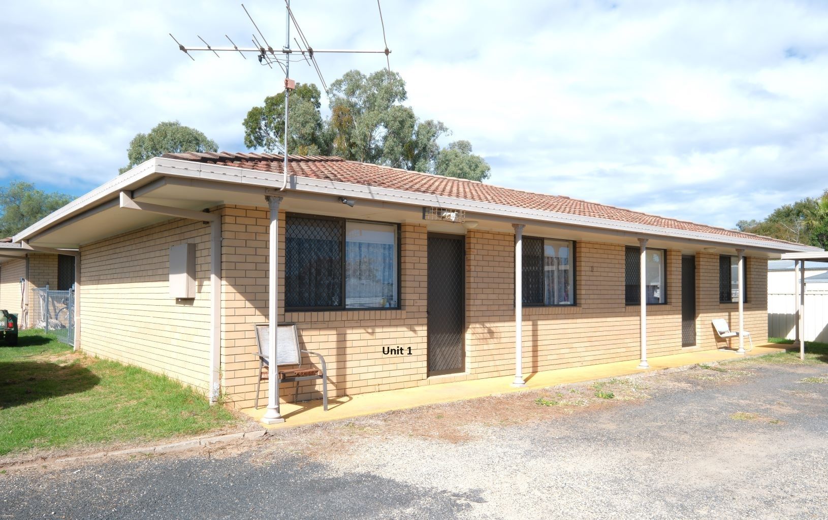 1/37 Oswald Street, Inverell NSW 2360, Image 0