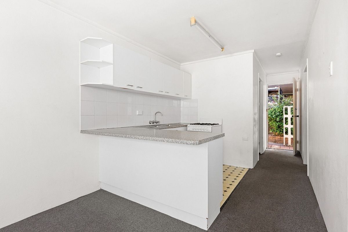 1 bedrooms Apartment / Unit / Flat in 6/87 Crescent Road HAMILTON QLD, 4007