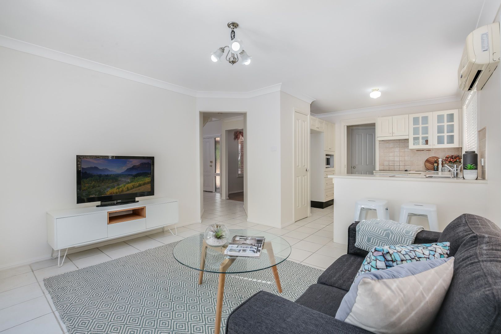 2/99 Tuckwell Road, Castle Hill NSW 2154, Image 2