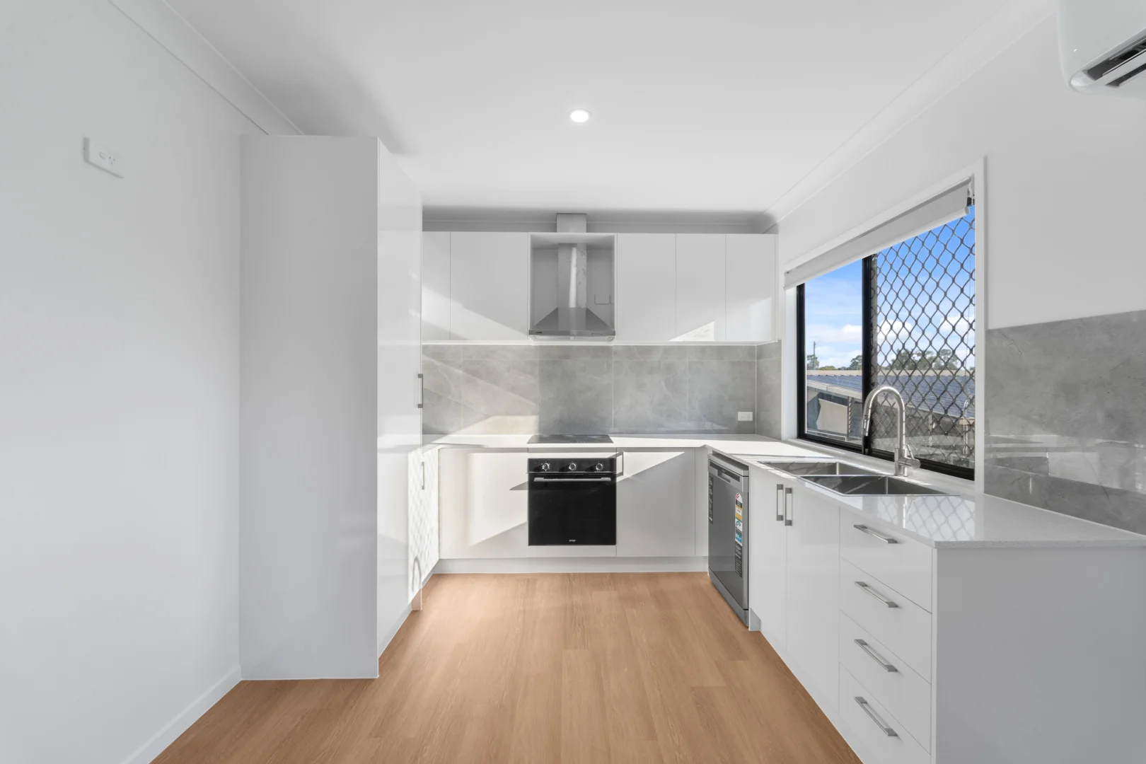 Additional image 20 of 9 Orange Street, Runcorn QLD 4113