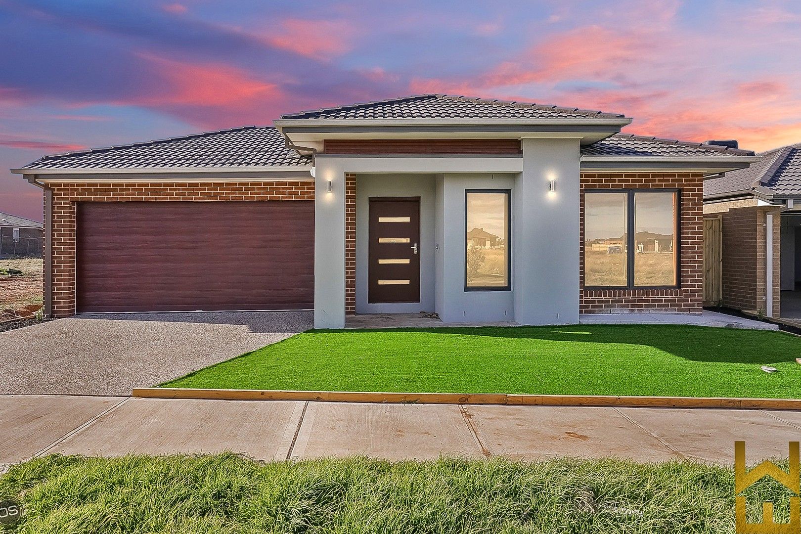 4 bedrooms House in 19 Pointer Avenue WYNDHAM VALE VIC, 3024