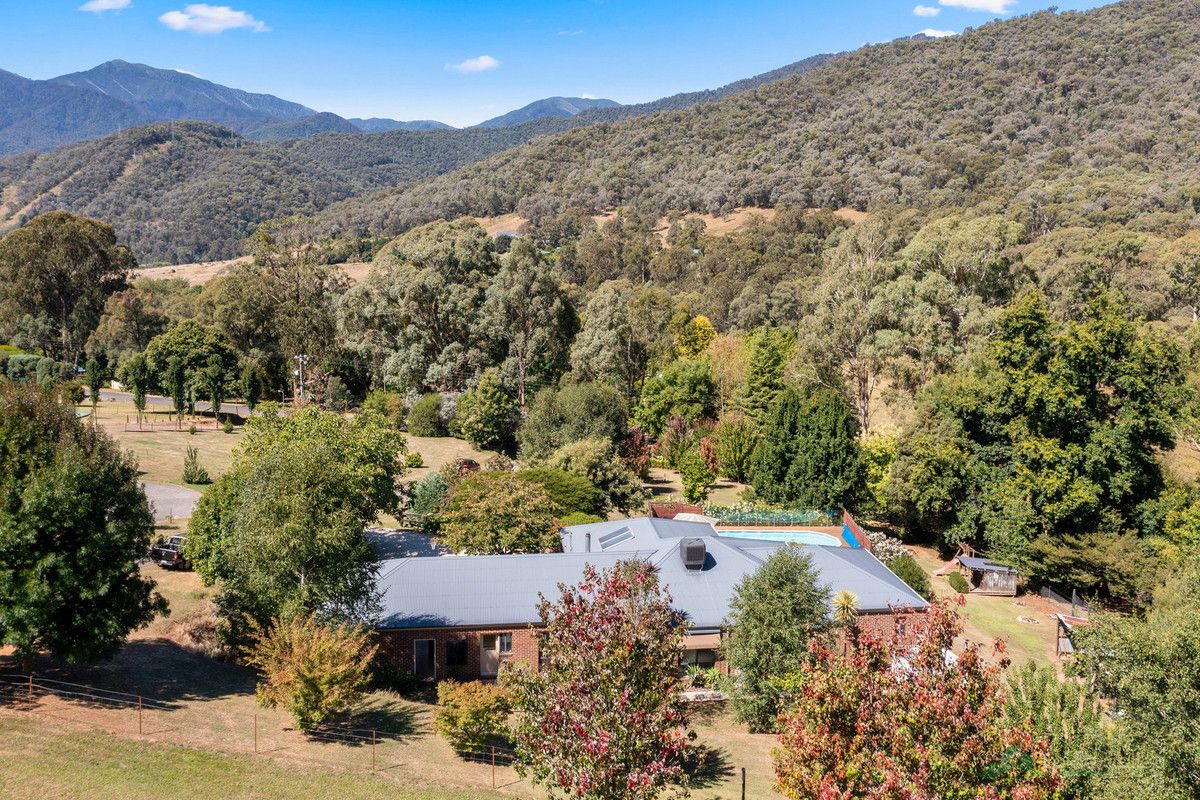 182A Simmonds Creek Road, Tawonga South VIC 3698 Domain
