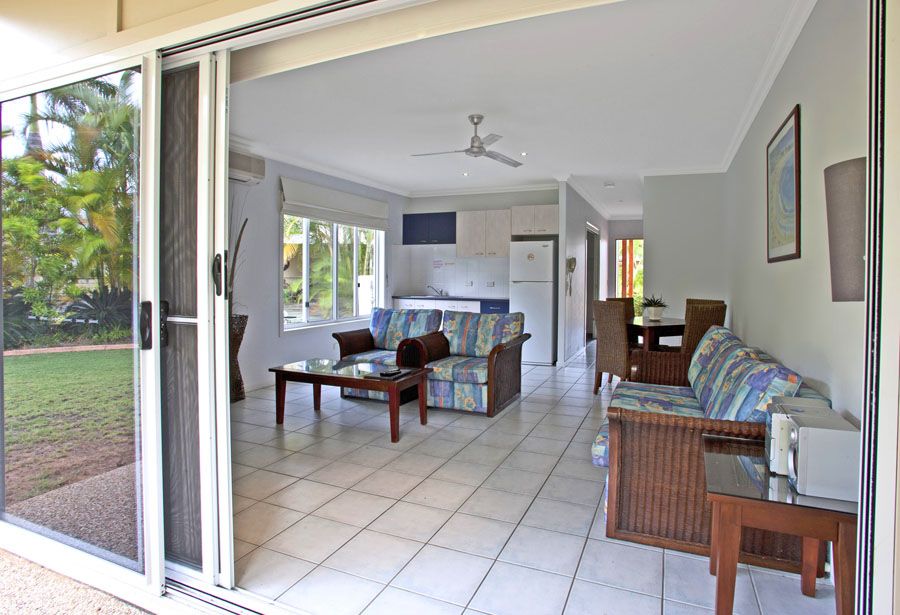 13/2 Beaches Village Circuit, Agnes Water QLD 4677, Image 2