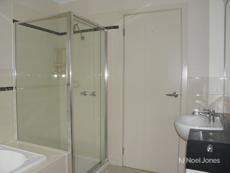 2/32 New Street, Ringwood VIC 3134 Townhouse For Rent Domain