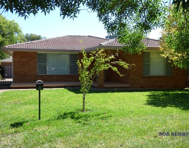 4 Emerald Street, Dubbo NSW 2830