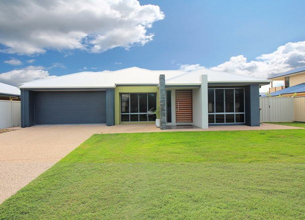 25 Desgrand Street, Emerald QLD 4720