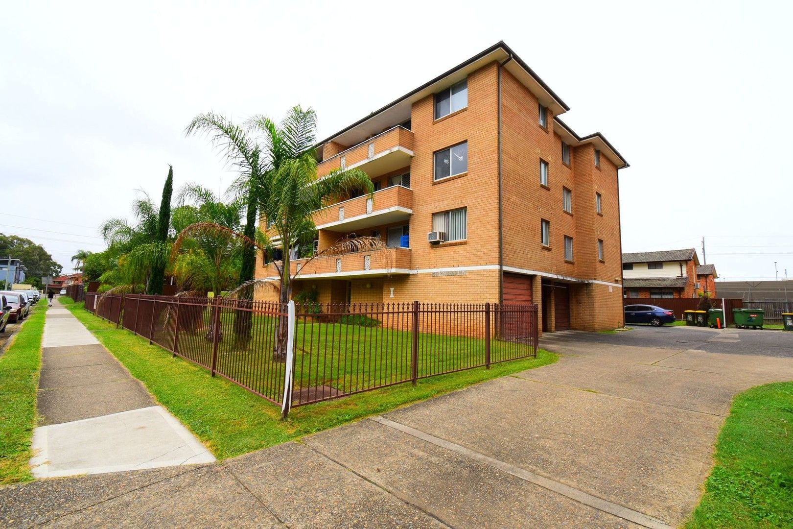 2 bedrooms Apartment / Unit / Flat in 4/1 Equity Place CANLEY VALE NSW, 2166
