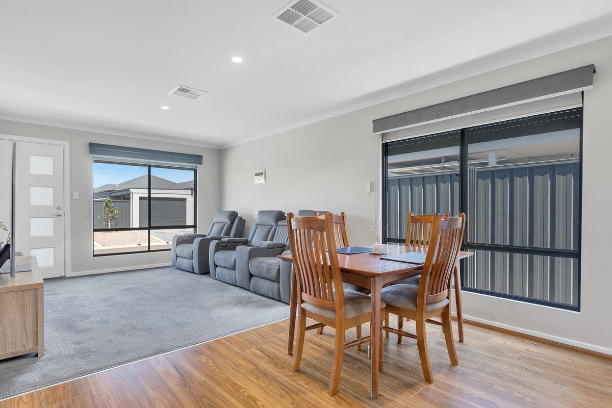 39/60A Strathaird Boulevard, Smithfield SA 5114, Image 0