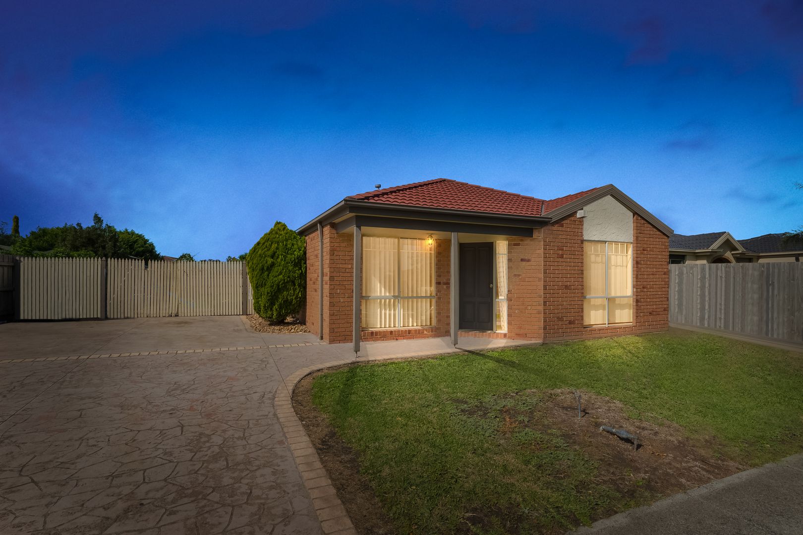 106 Bellevue Drive, Berwick Property History & Address Research Domain