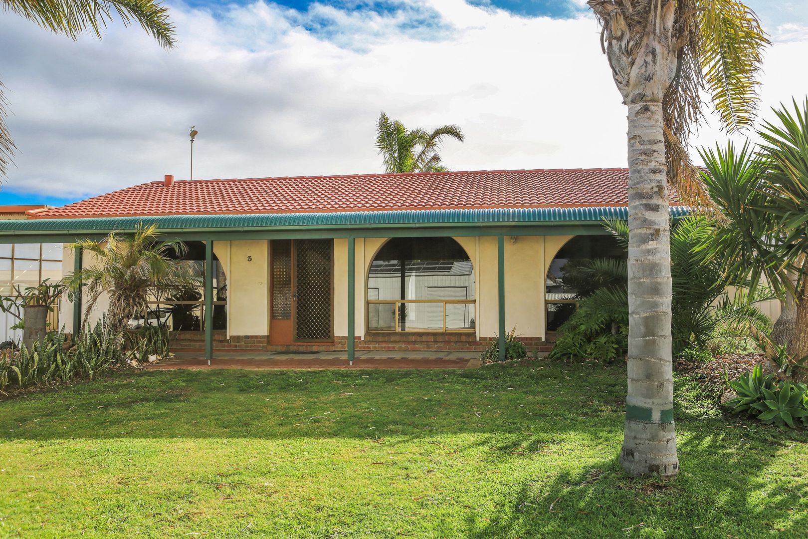 3 Tremaine Street, Smoky Ba Property History & Address Research Domain