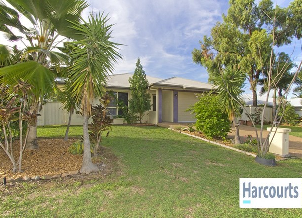 3 Minstrel Court, Bushland Beach QLD 4818