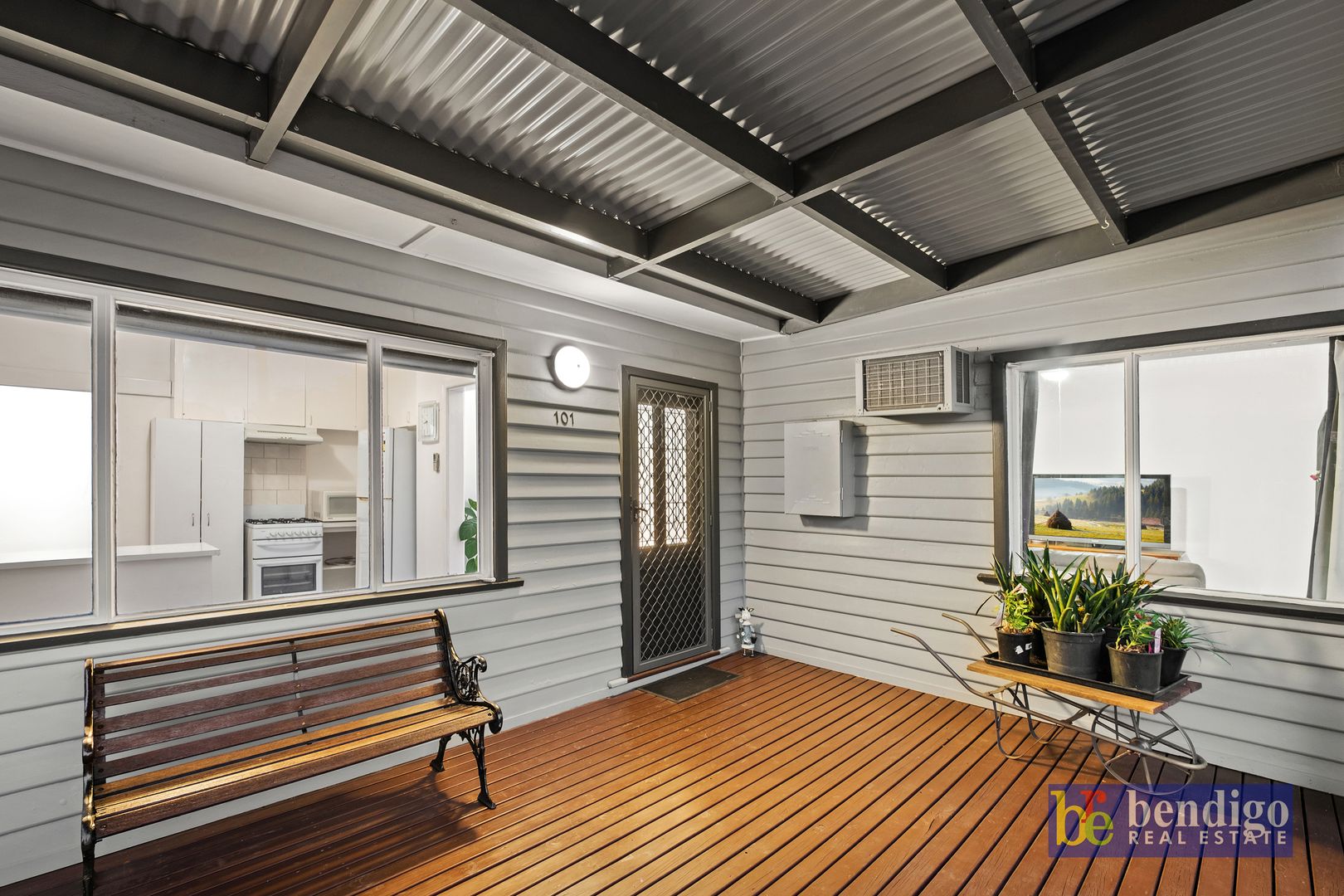 101 Thistle Street, Golden Square VIC 3555, Image 2