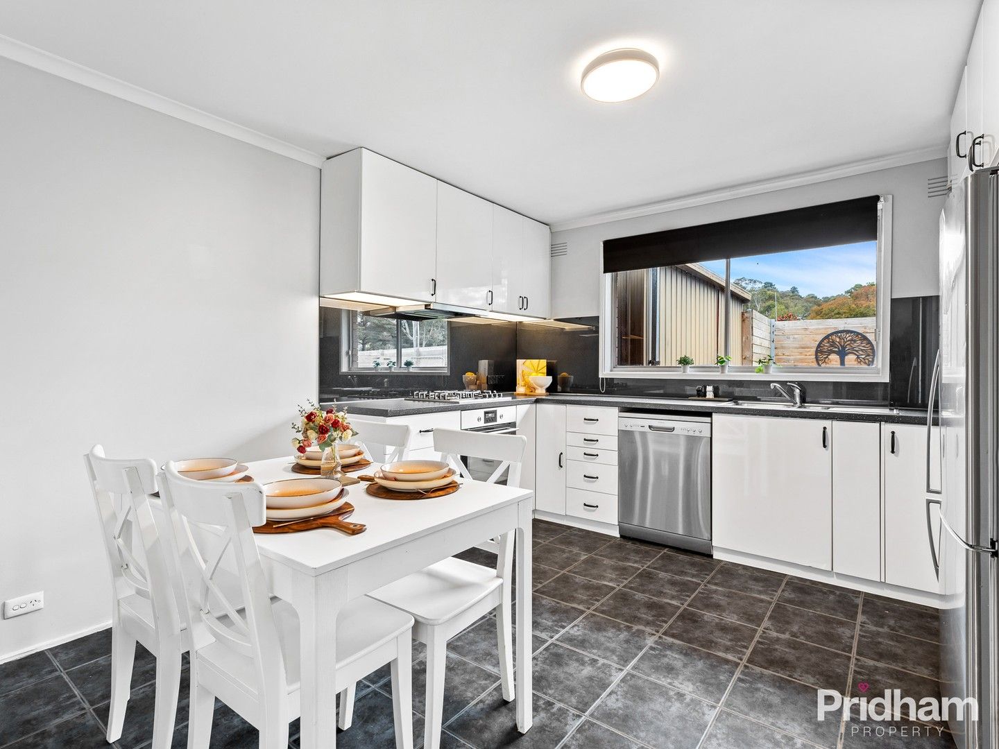 645 Heidelberg-Kinglake Road, Hurstbridge VIC 3099, Image 2