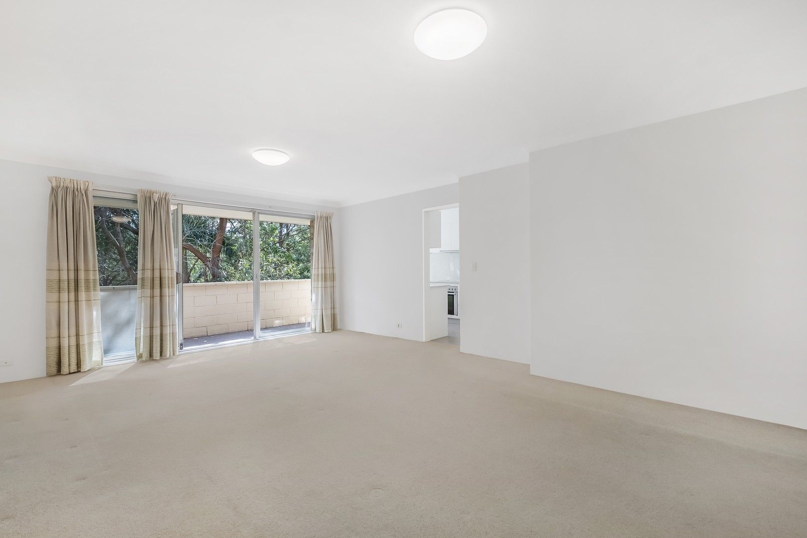 2 bedrooms Apartment / Unit / Flat in 29/7 Broughton Road ARTARMON NSW, 2064