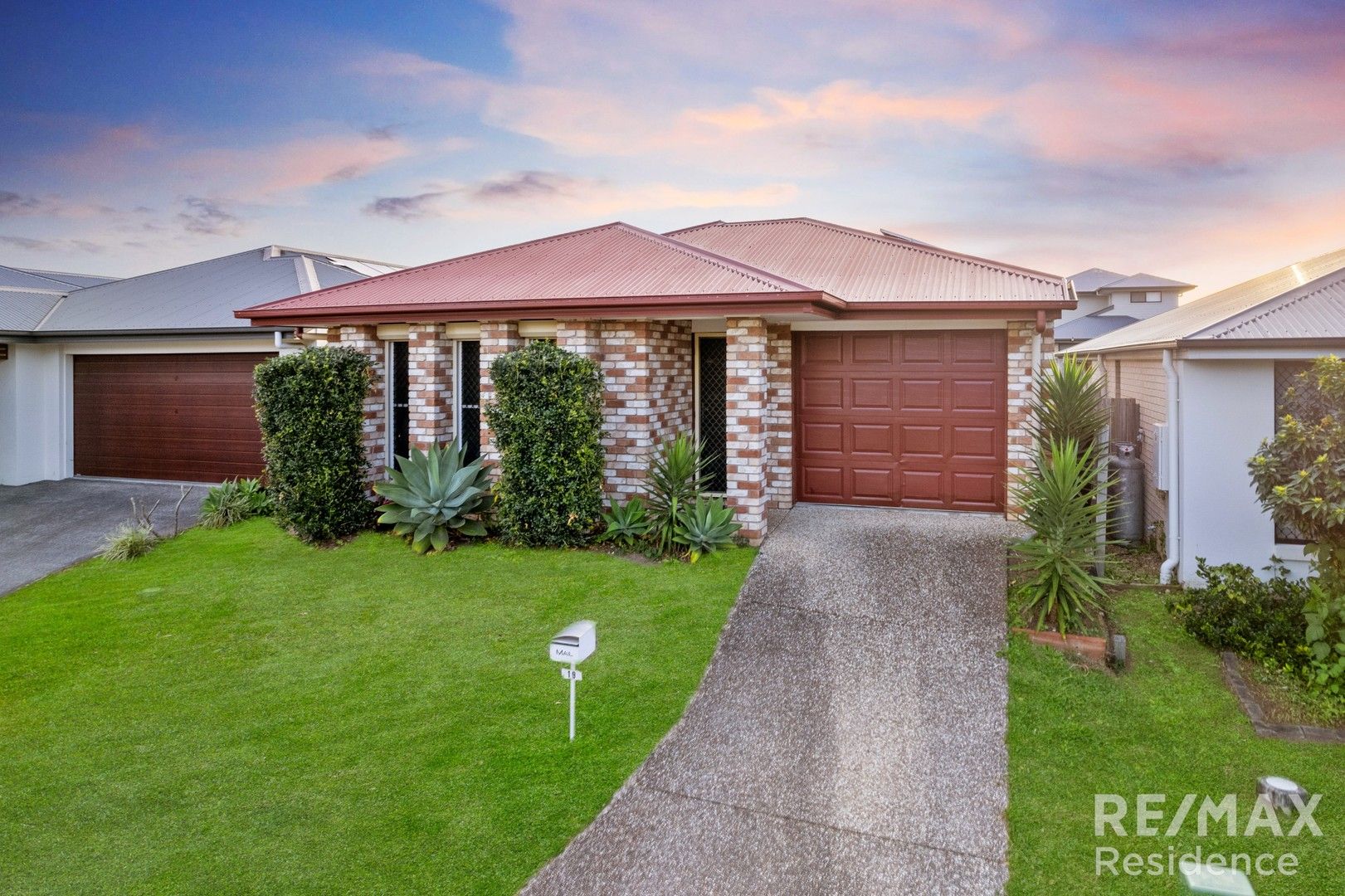 19 Combs Street, Yarrabilba QLD 4207 House For Rent 490 Domain