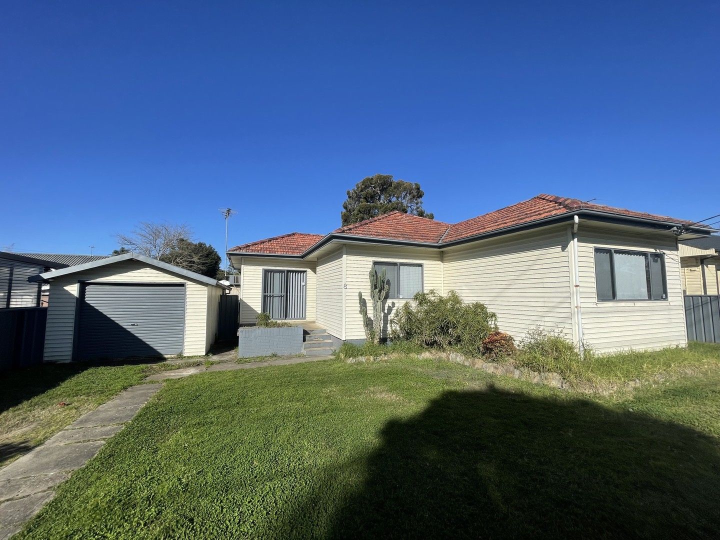 8 Constance Avenue, Oxley Park NSW 2760, Image 0