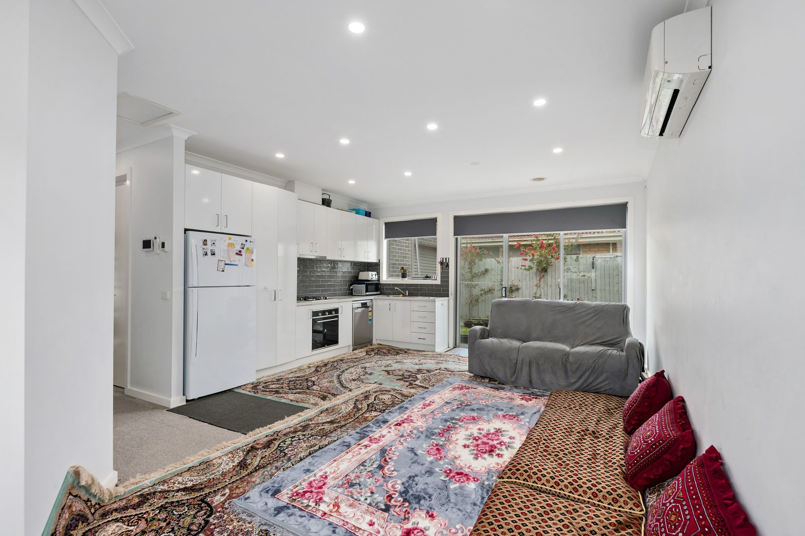 1/60 Rebecca Street, Doveton VIC 3177 Domain