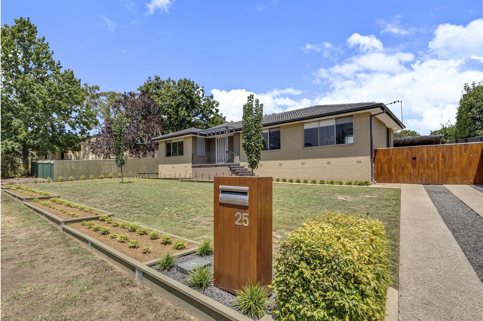 25 Broadsmith Street, Scullin ACT 2614, Image 0