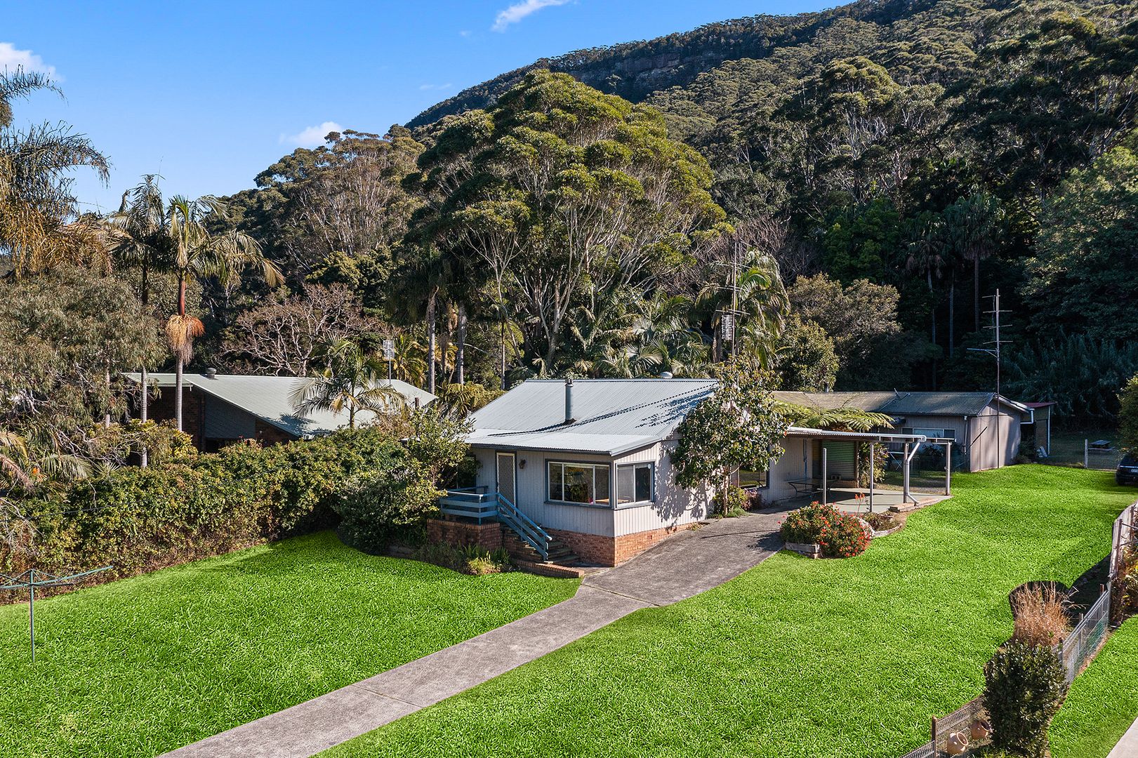 14 Dam Road, Wombarra NSW 2515, Image 2