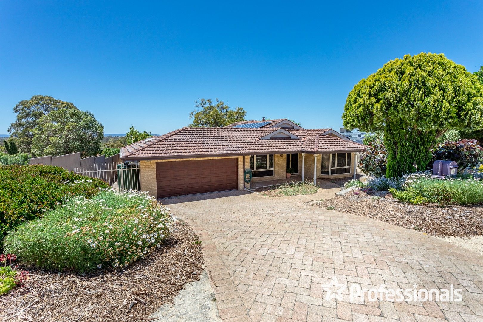 11 Coleridge Place, North Lake WA 6163, Image 0