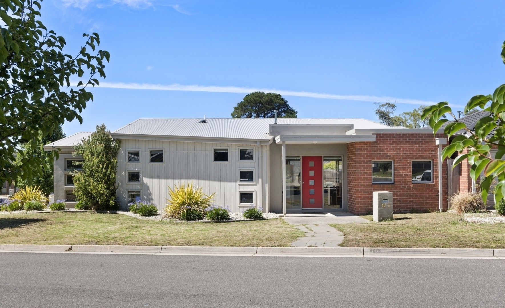 3 bedrooms House in 12A Ludbrook Court BROWN HILL VIC, 3350