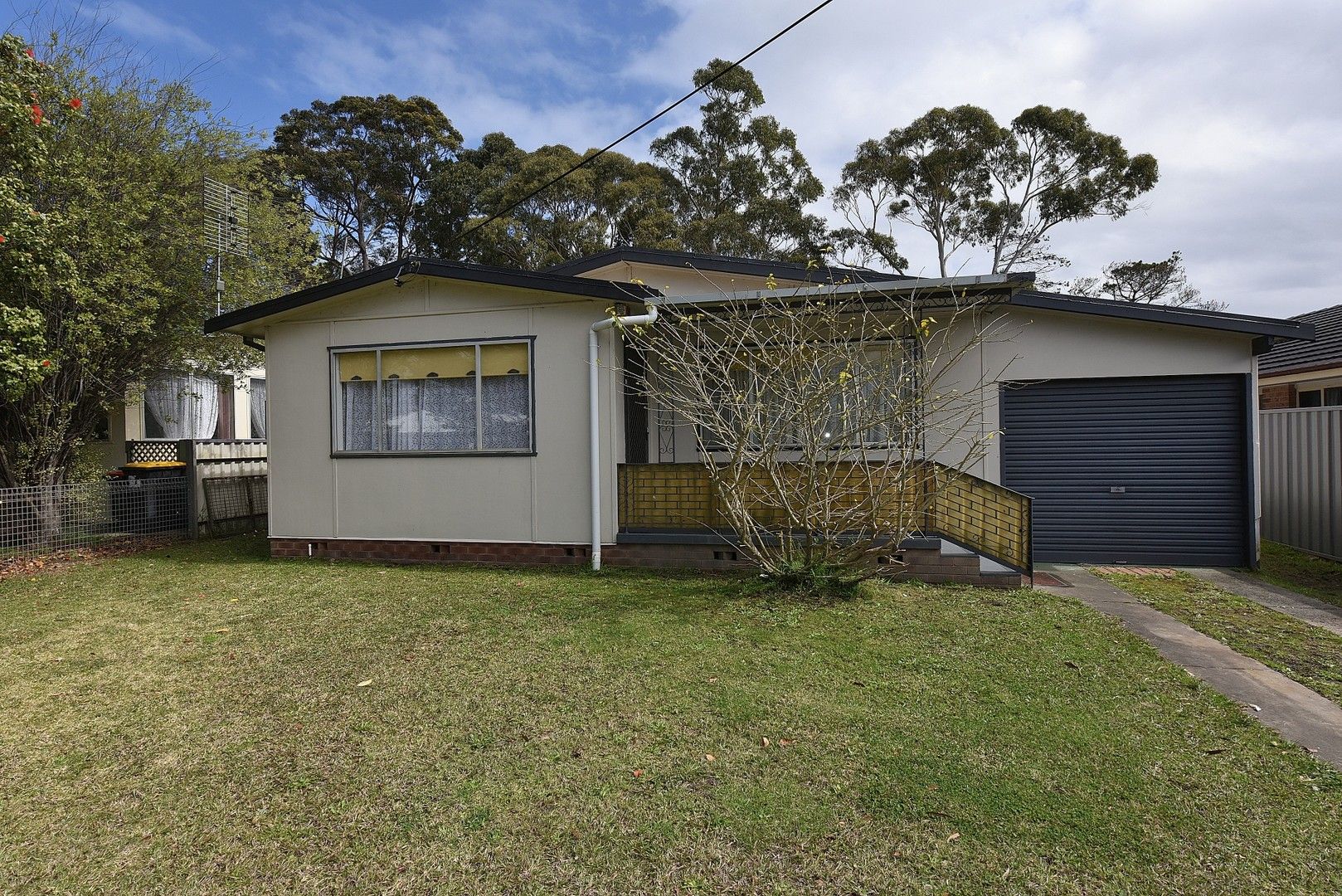 2 bedrooms House in 157 Larmer Avenue SANCTUARY POINT NSW, 2540