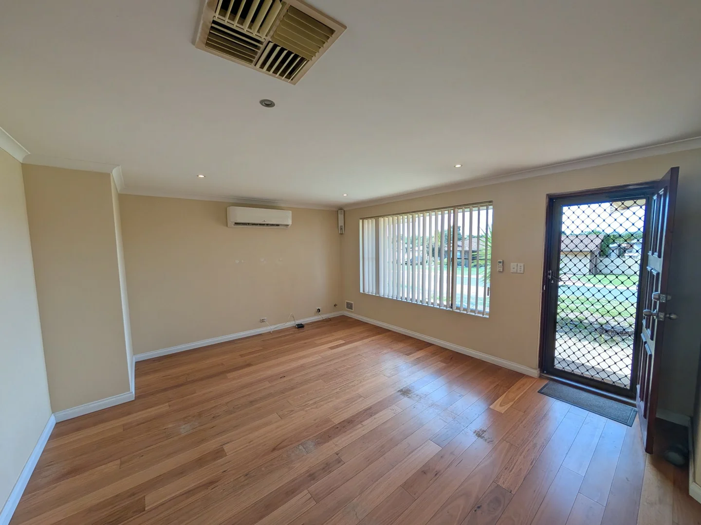 Additional image 3 of 3 Lagonda Pl, Marangaroo WA 6064