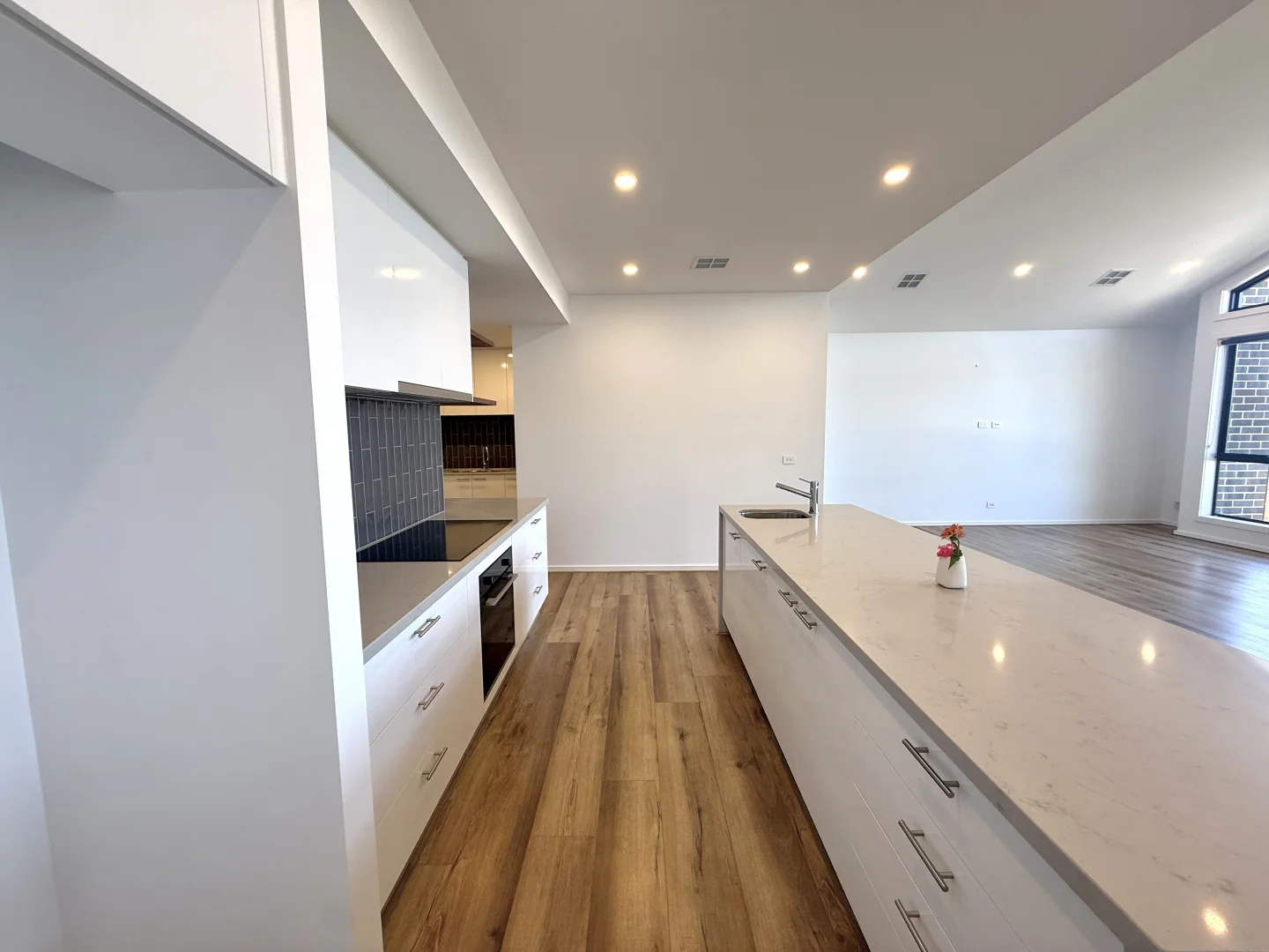 Additional image 8 of 2 Harrods Close, Drouin VIC 3818