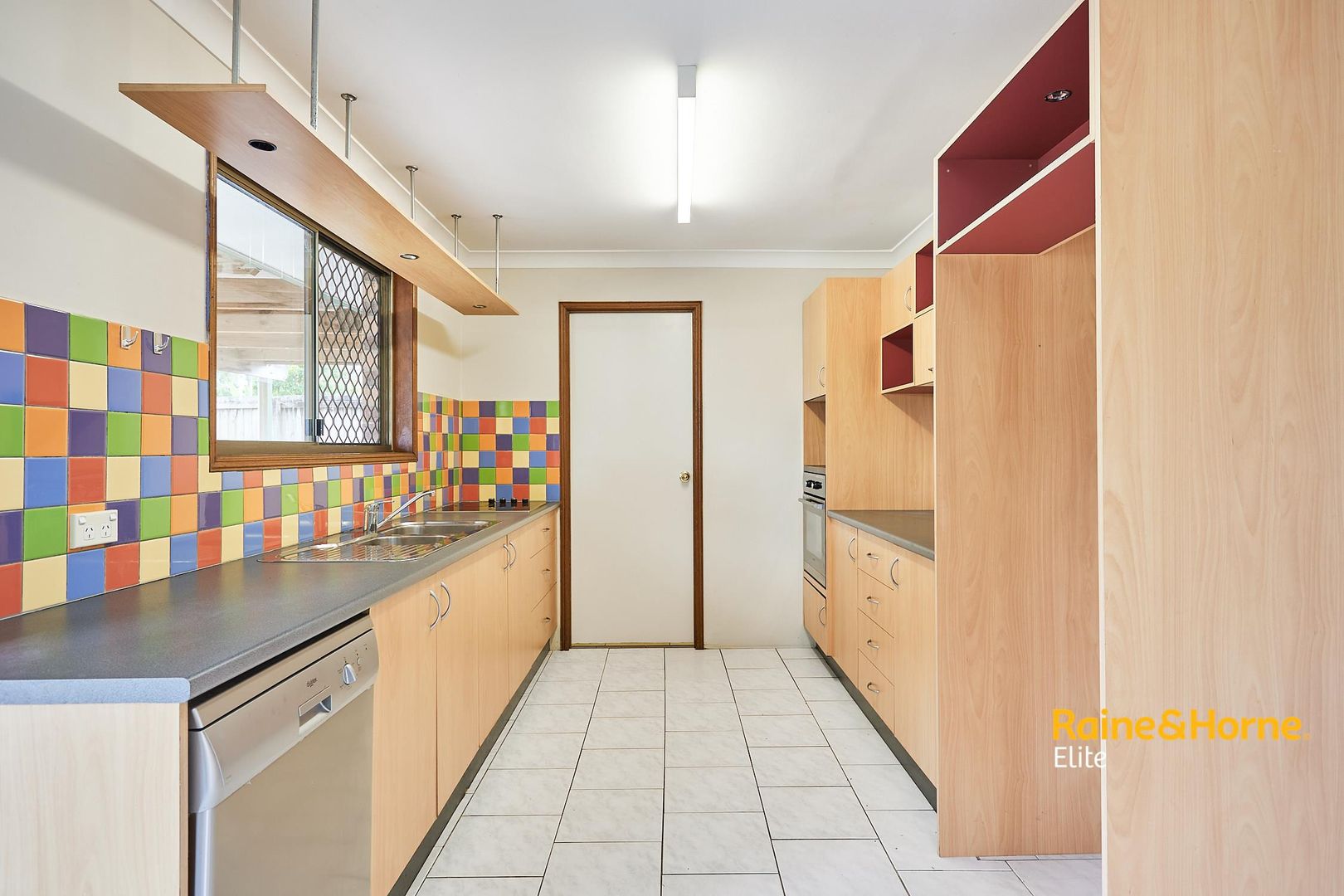 24 McCowan Street, Ashmore QLD 4214 House For Rent 750 Domain