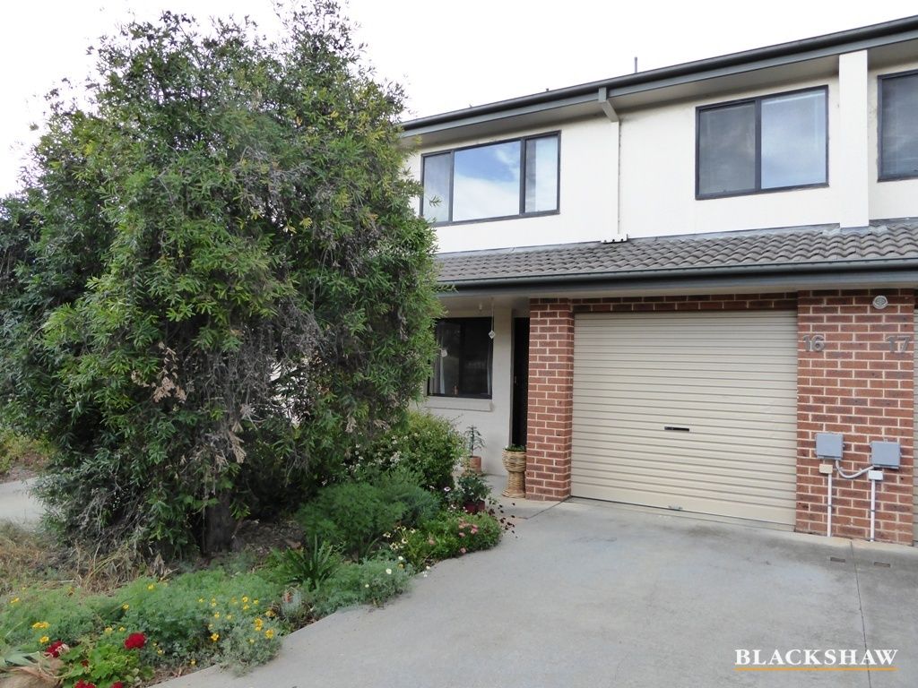2 bedrooms Townhouse in 16/60 Paul Coe Crescent NGUNNAWAL ACT, 2913