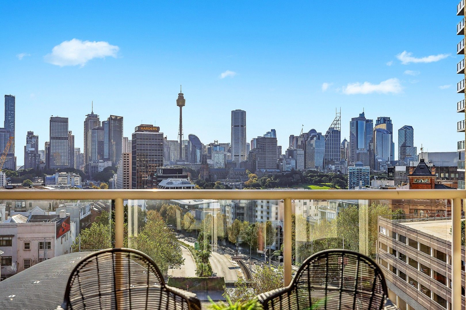 2 bedrooms Apartment / Unit / Flat in 906/1 Kings Cross Road DARLINGHURST NSW, 2010
