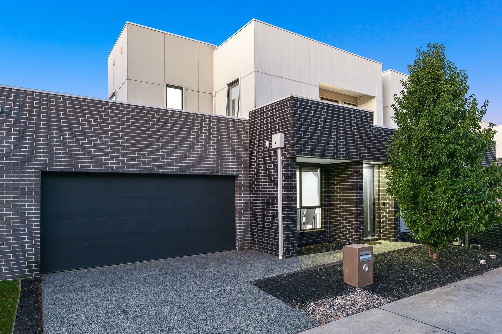 16 Quarter Circuit, Springvale VIC 3171, Image 0