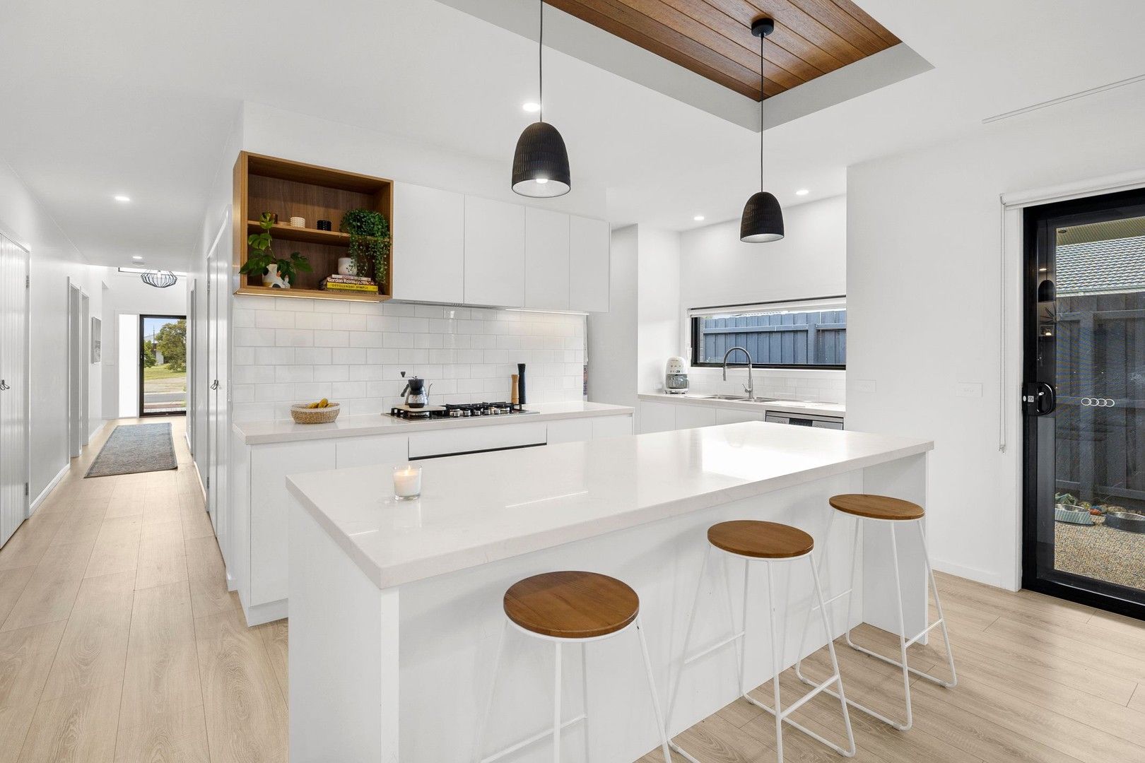 4 bedrooms House in 49 Grinders Ave TORQUAY VIC, 3228