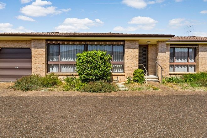 Picture of 2/16-18 Lake Road, SWANSEA NSW 2281