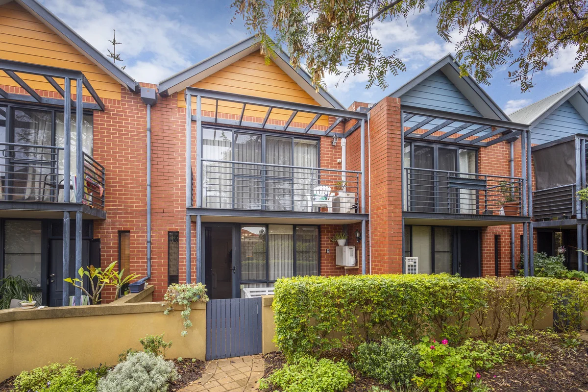 14/27 Burns Street, North Fremantle WA 6159