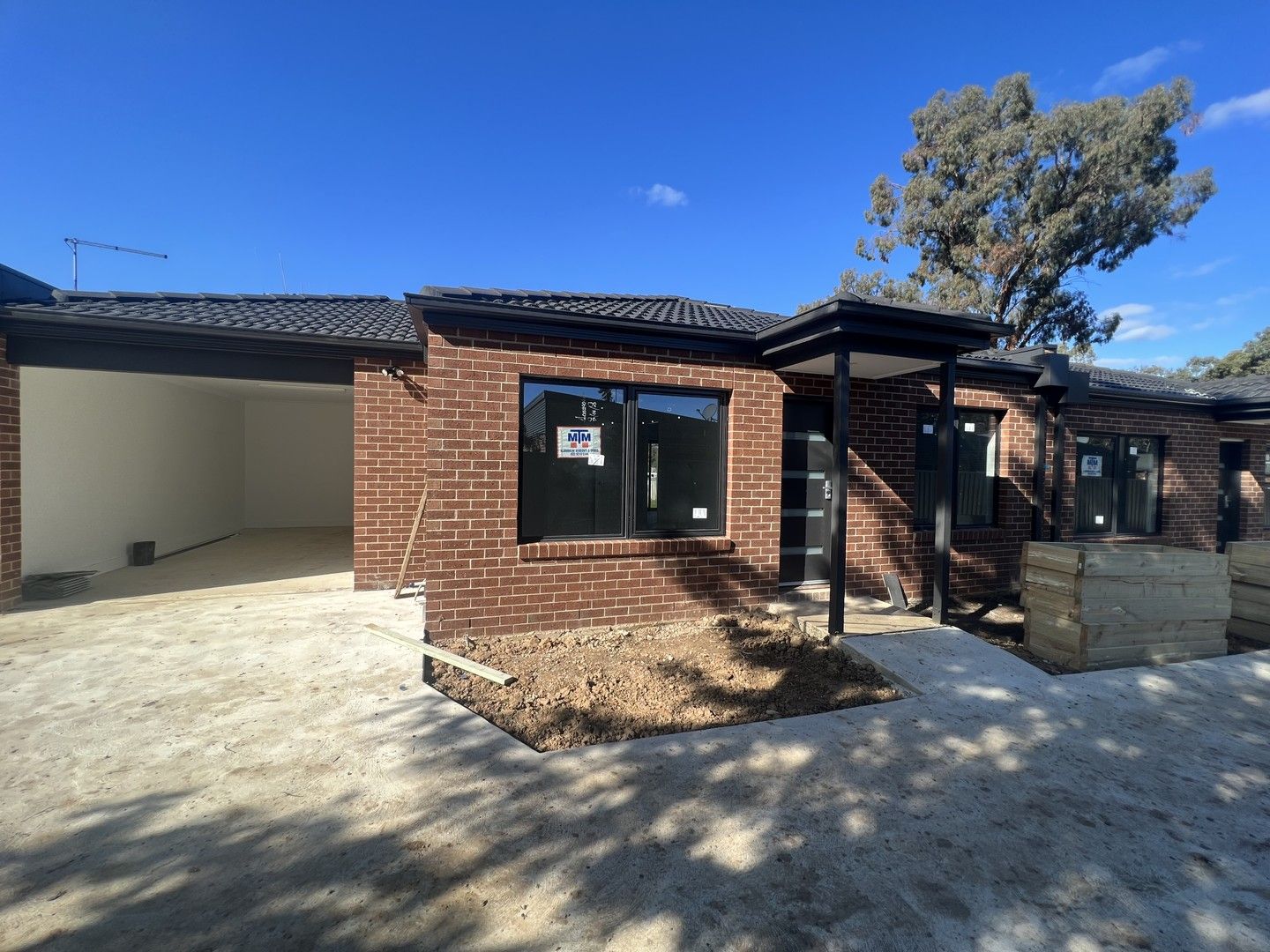 2 bedrooms Apartment / Unit / Flat in 2-5/150 Holdsworth Road NORTH BENDIGO VIC, 3550