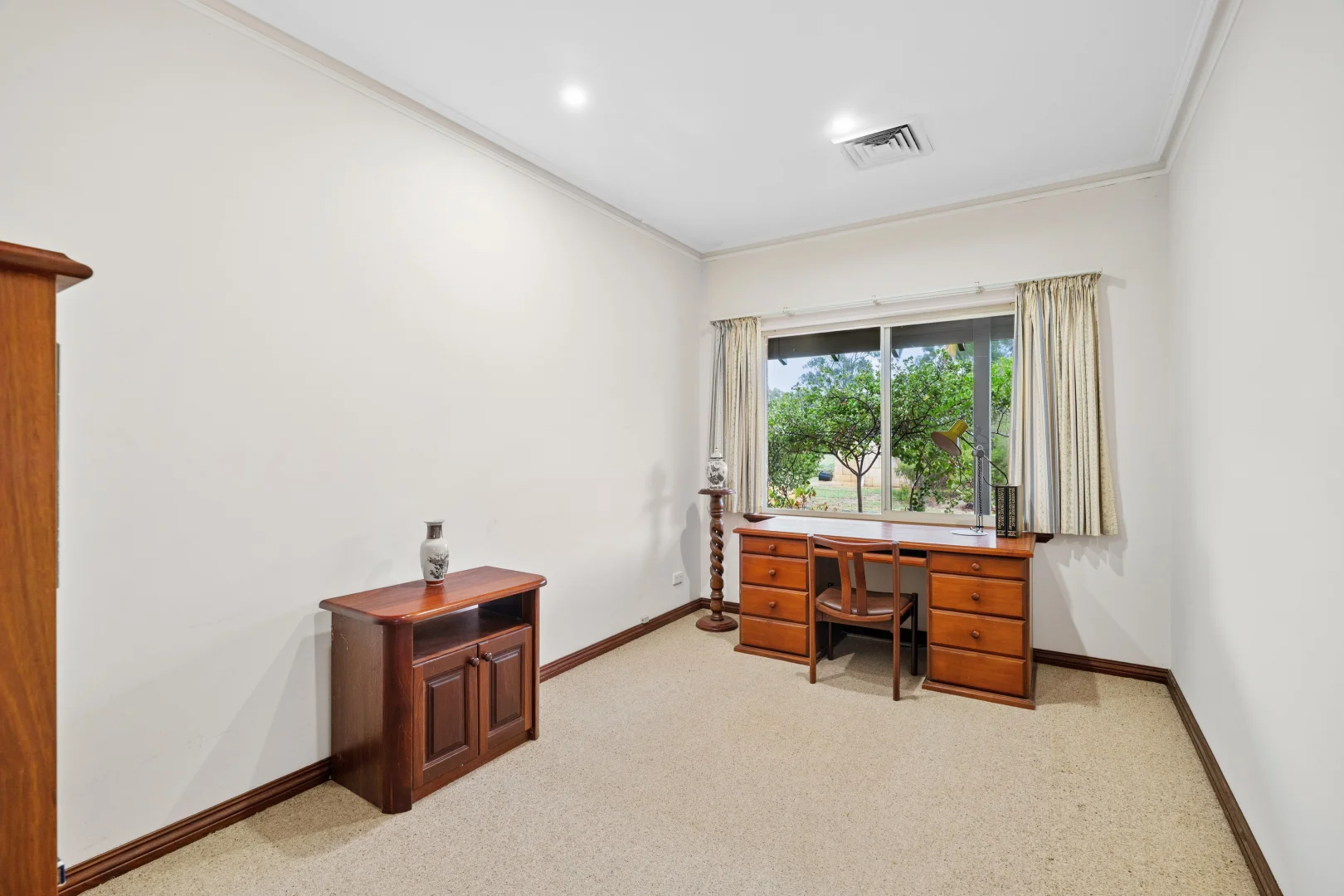 Additional image 12 of 26 Hawkvalley Crescent, Maida Vale WA 6057