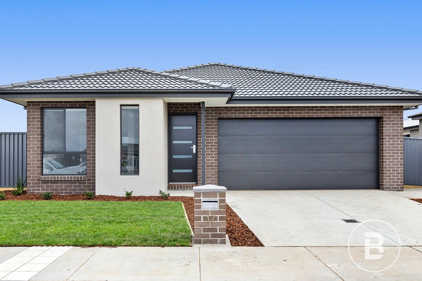 4 bedrooms House in 17 Leitrim Street ALFREDTON VIC, 3350