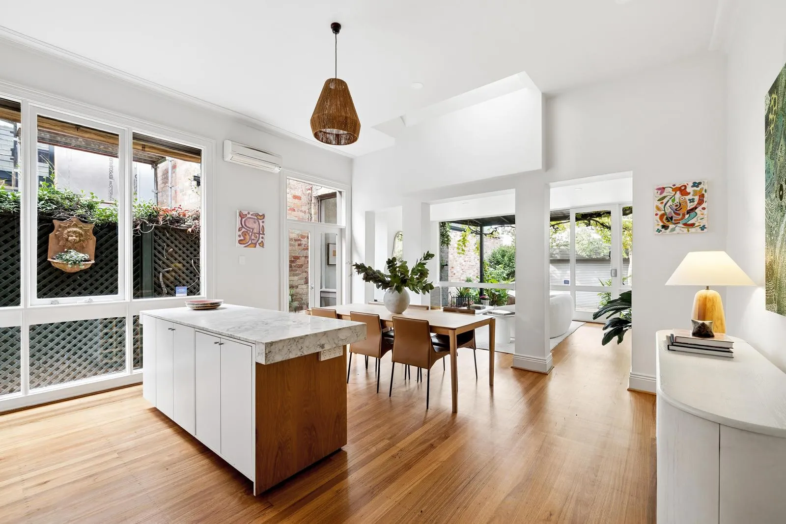 Real estate stars aligned. - Mynd 5