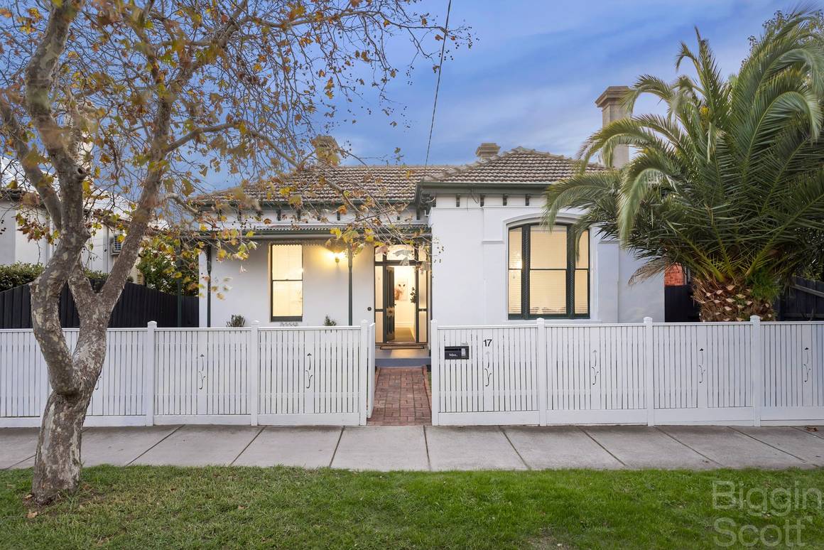 Picture of 17 Orrong Road, ELSTERNWICK VIC 3185