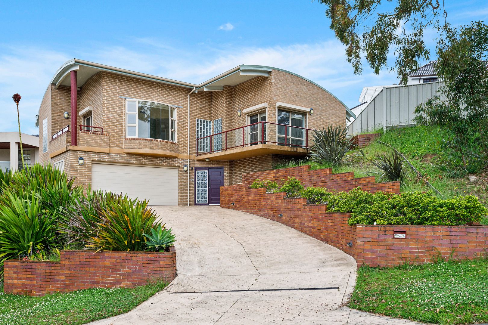 75 Tamarind Drive, Cordeaux Heights NSW 2526