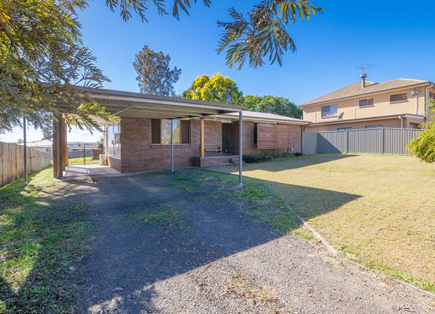 2 Churchill Street, Churchill QLD 4305