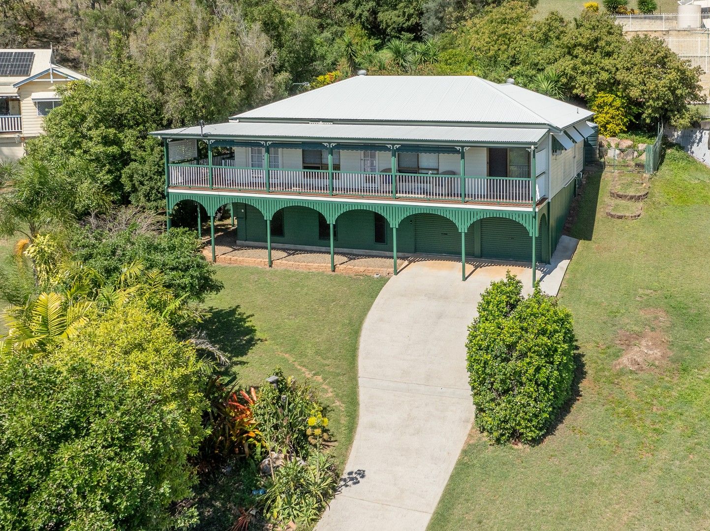 4 bedrooms House in 10 Earls Court TELINA QLD, 4680